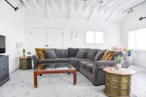 Large 2 Bedroom Great Location Close to Everything